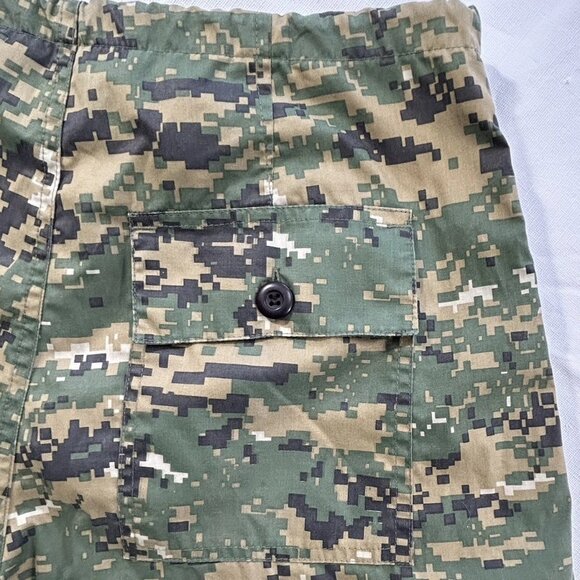 UFO Digital Camo Shorts Sz XS 30 Rave Festival EMC Cyber Grunge Tech Pockets - Picture 12 of 13